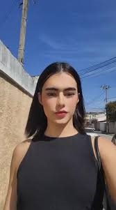 Geceye Açılan Kapı Travestiler